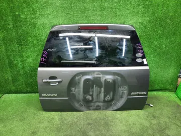 ДВЕРЬ ПЯТАЯ НА SUZUKI ESCUDO TDA4W