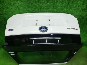 ДВЕРЬ ПЯТАЯ НА TOYOTA PRIUS ZVW30