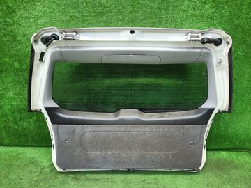 ДВЕРЬ ПЯТАЯ НА SUBARU LEGACY BH5