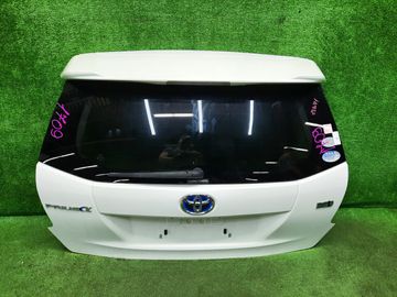 ДВЕРЬ ПЯТАЯ НА TOYOTA PRIUS ALPHA ZVW41