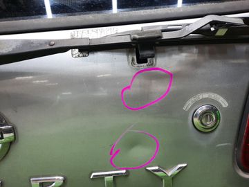 ДВЕРЬ ПЯТАЯ НА NISSAN LIBERTY M12