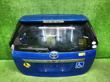 ДВЕРЬ ПЯТАЯ НА TOYOTA WISH ZNE10