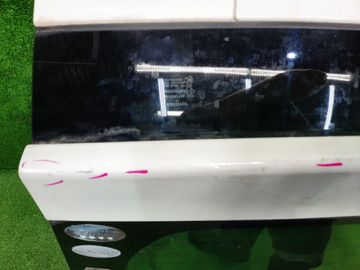 ДВЕРЬ ПЯТАЯ НА TOYOTA PRIUS NHW20