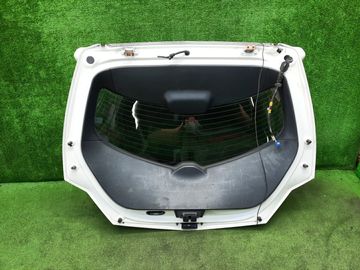 ДВЕРЬ ПЯТАЯ НА TOYOTA WILL VS ZZE129