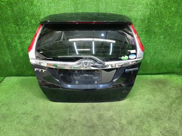 ДВЕРЬ ПЯТАЯ НА HONDA FIT GP5