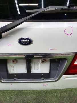 ДВЕРЬ ПЯТАЯ НА NISSAN PRESAGE U30