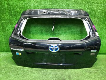 ДВЕРЬ ПЯТАЯ НА TOYOTA PRIUS ALPHA ZVW41