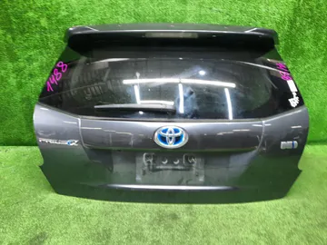ДВЕРЬ ПЯТАЯ НА TOYOTA PRIUS ALPHA ZVW41