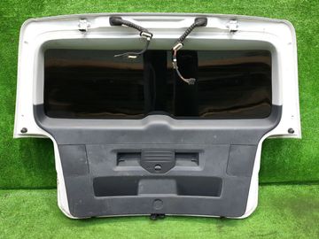 ДВЕРЬ ПЯТАЯ НА VOLKSWAGEN TOURAN 1T3