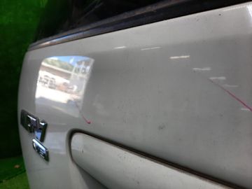 ДВЕРЬ ПЯТАЯ НА MAZDA MPV LW3W