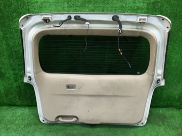 ДВЕРЬ ПЯТАЯ НА MAZDA MPV LW3W