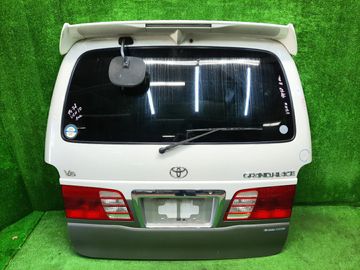 ДВЕРЬ ПЯТАЯ НА TOYOTA GRAND HIACE VCH10