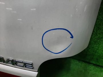 ДВЕРЬ ПЯТАЯ НА TOYOTA GRAND HIACE VCH10