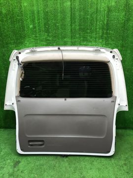 ДВЕРЬ ПЯТАЯ НА TOYOTA GRAND HIACE VCH10