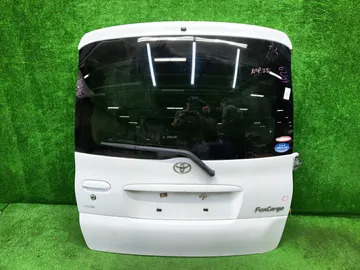 ДВЕРЬ ПЯТАЯ НА TOYOTA FUNCARGO NCP25