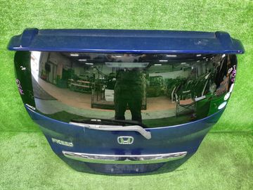 ДВЕРЬ ПЯТАЯ НА HONDA FREED GB3