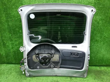 ДВЕРЬ ПЯТАЯ НА TOYOTA FUNCARGO NCP25
