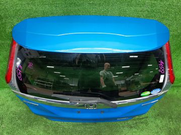 ДВЕРЬ ПЯТАЯ НА HONDA FIT GP5