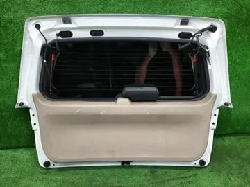 ДВЕРЬ ПЯТАЯ НА FORD ESCAPE LFACT