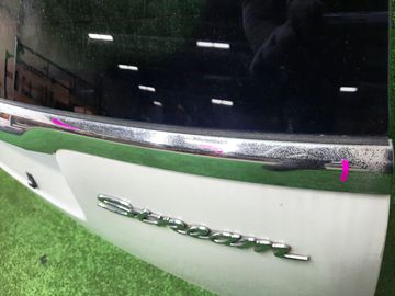 ДВЕРЬ ПЯТАЯ НА HONDA STREAM RN1