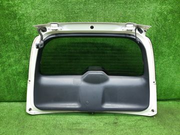 ДВЕРЬ ПЯТАЯ НА HONDA STREAM RN1
