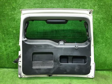 ДВЕРЬ ПЯТАЯ НА HONDA CR-V RD7