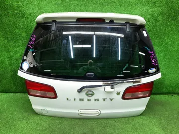 ДВЕРЬ ПЯТАЯ НА NISSAN LIBERTY RM12