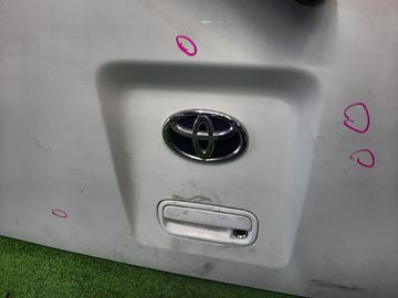 ДВЕРЬ ПЯТАЯ НА TOYOTA PIXIS VAN S321M