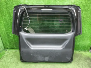 ДВЕРЬ ПЯТАЯ НА HONDA STEPWGN RK5