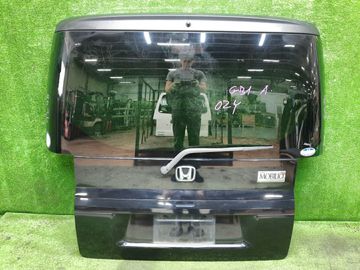 ДВЕРЬ ПЯТАЯ НА HONDA MOBILIO GB1