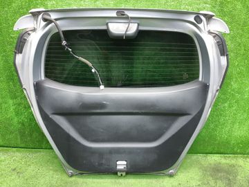 ДВЕРЬ ПЯТАЯ НА HONDA FREED GB3
