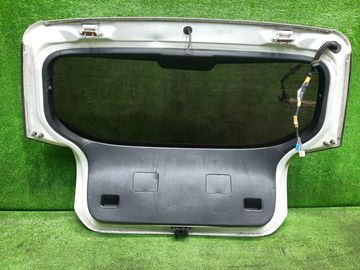 ДВЕРЬ ПЯТАЯ НА TOYOTA RUNX NZE121