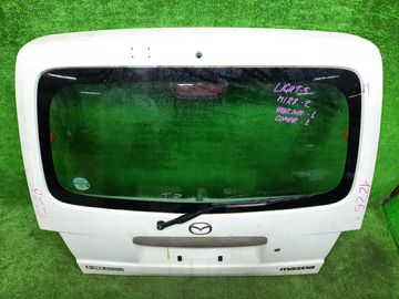 ДВЕРЬ ПЯТАЯ НА MAZDA BONGO SK22V