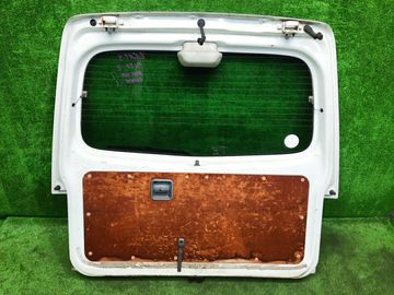 ДВЕРЬ ПЯТАЯ НА MAZDA BONGO SK22V