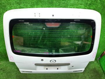 ДВЕРЬ ПЯТАЯ НА MAZDA BONGO SK22V