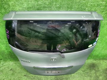 ДВЕРЬ ПЯТАЯ НА HONDA FREED GB3