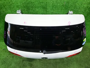 ДВЕРЬ ПЯТАЯ НА VOLKSWAGEN PASSAT 3C