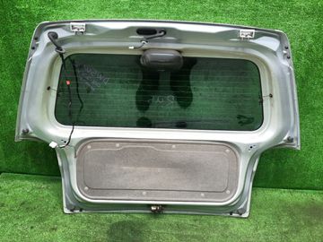 ДВЕРЬ ПЯТАЯ НА MAZDA DEMIO DW3W