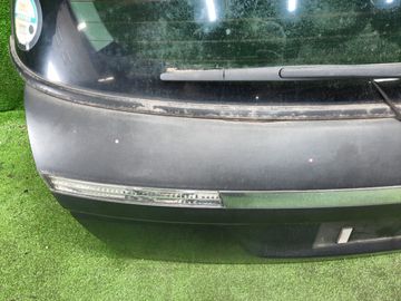 ДВЕРЬ ПЯТАЯ НА SUBARU LEGACY BP5