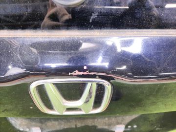 ДВЕРЬ ПЯТАЯ НА HONDA STREAM RN6