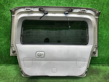 ДВЕРЬ ПЯТАЯ НА NISSAN BASSARA U30