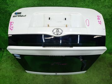ДВЕРЬ ПЯТАЯ НА TOYOTA PRIUS NHW20