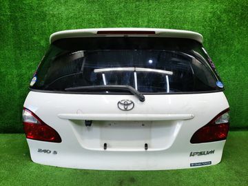 ДВЕРЬ ПЯТАЯ НА TOYOTA IPSUM ACM21
