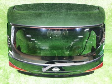 ДВЕРЬ ПЯТАЯ НА NISSAN WINGROAD Y12
