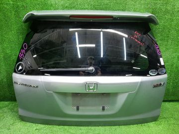 ДВЕРЬ ПЯТАЯ НА HONDA STREAM RN6