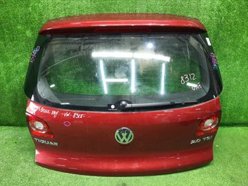 ДВЕРЬ ПЯТАЯ НА VOLKSWAGEN TIGUAN 5N1