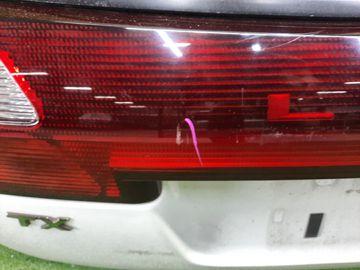 ДВЕРЬ ПЯТАЯ НА SUBARU LEGACY BH5