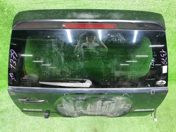 ДВЕРЬ ПЯТАЯ НА SUZUKI ESCUDO TDA4W