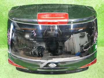 ДВЕРЬ ПЯТАЯ НА NISSAN WINGROAD Y12