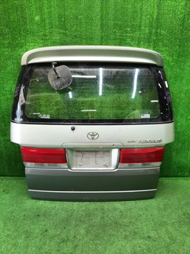 ДВЕРЬ ПЯТАЯ НА TOYOTA HIACE REGIUS RCH47